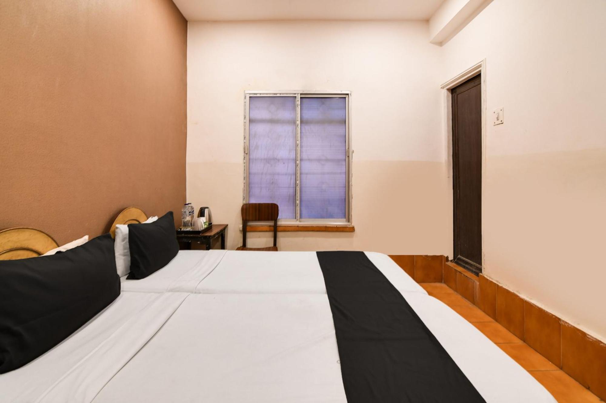 כלכותה Hotel O Dinar מראה חיצוני תמונה