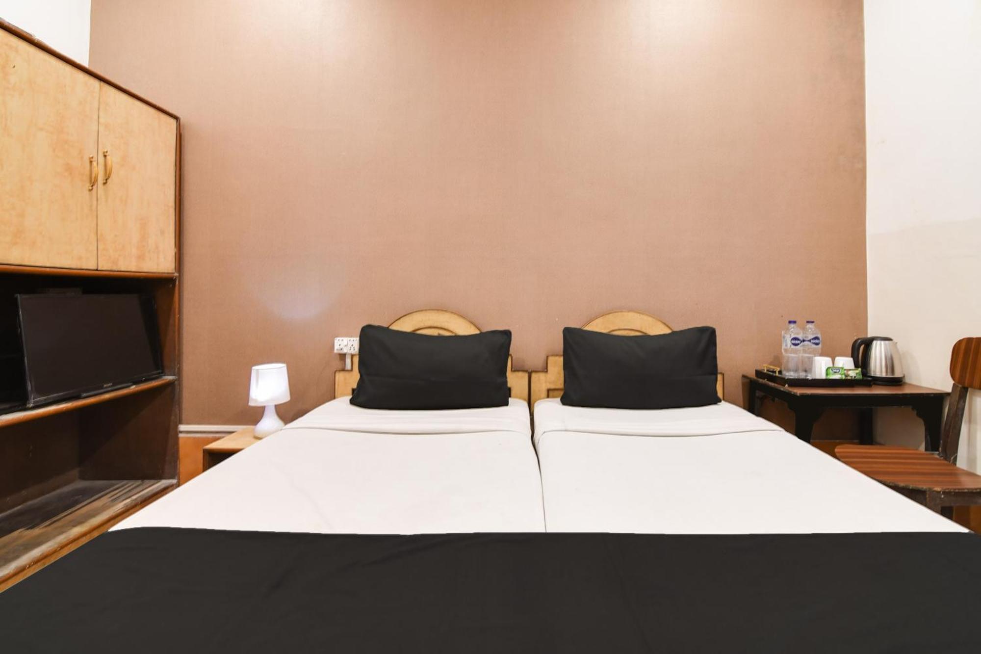 כלכותה Hotel O Dinar מראה חיצוני תמונה